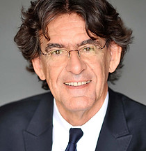 portrait-luc-ferry-1.jpg